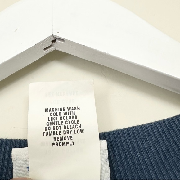 Vintage Universal Studios Corduroy Crewneck Sweatshirt Blue - Picture 7 of 9